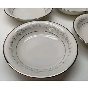 NWOT Noritake Japan Heather Fruit Bowls Set Of 6 White Silver Flower Pattern
